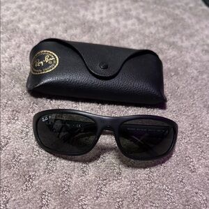 Ray-Ban Polarizrd Black Sunglasses Unisex